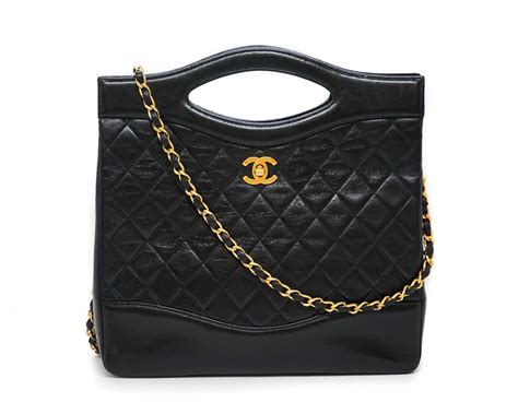 chanel vintage bag lamb